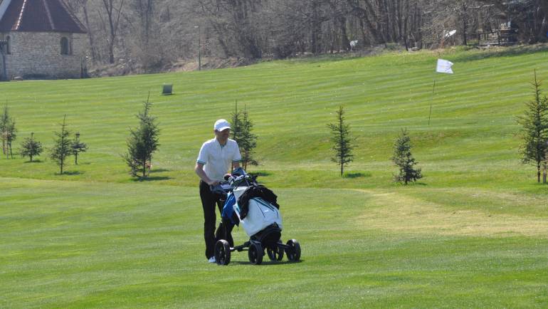 Număr de pași și kilometri parcurși: cifrele unei runde de golf