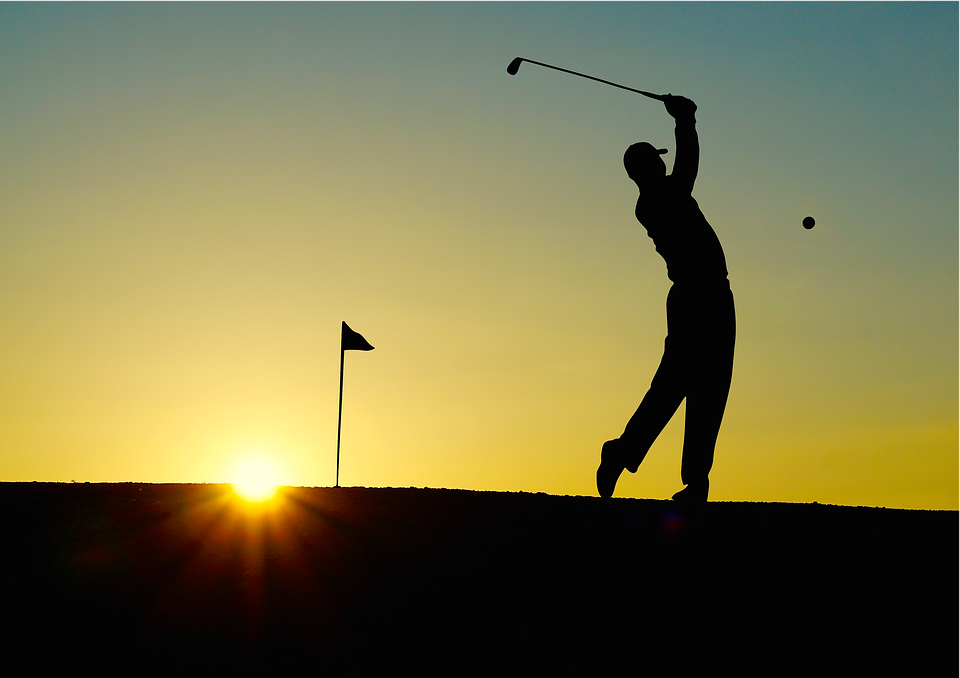 Golf Joc: 10 motive să joci acest sport