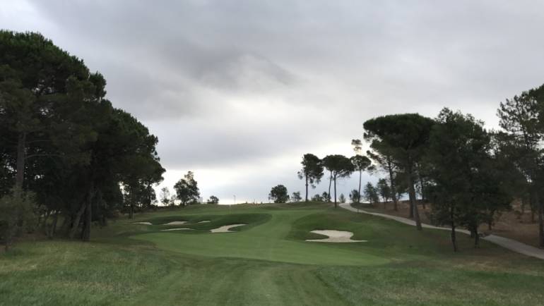 Noi reguli de golf începând cu 2019